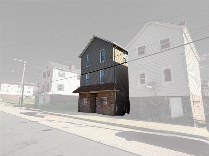 1028 Main St — photo 2