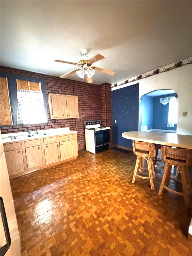 1028 Main St — photo 7