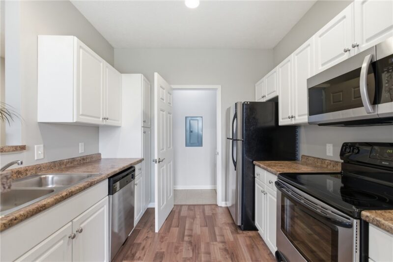 411 Stockton Rdg — photo 8