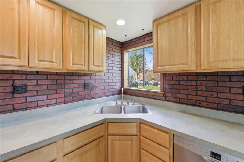 2467 Ankeny Dr — photo 8