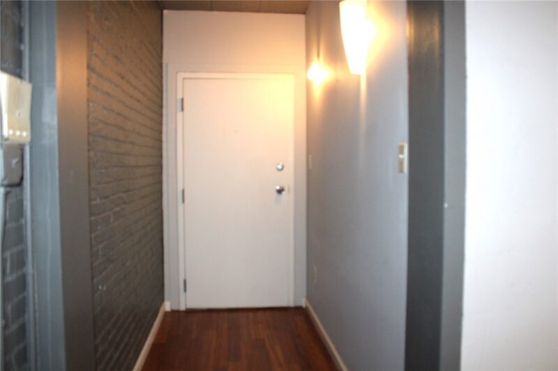 1912 Jane St 4 — photo 4