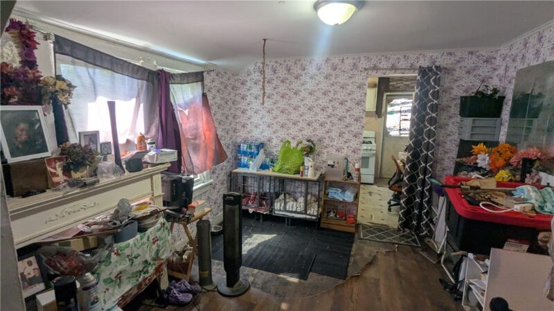 2546 Merwyn Ave — photo 4