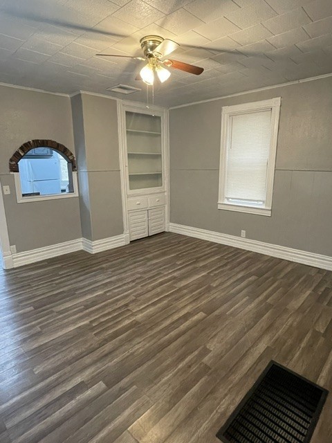 267 Oak Ave. — photo 3