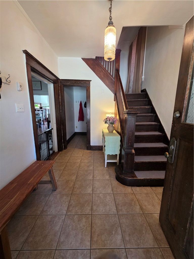 361 Gross St — photo 2