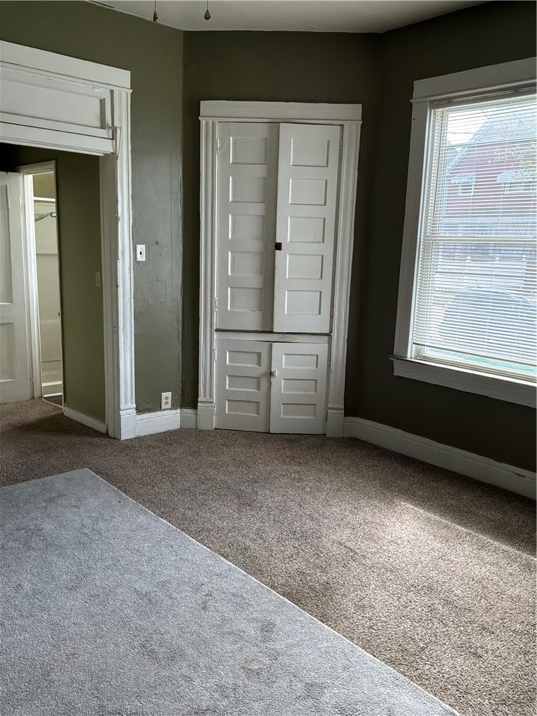 1066 Allison Ave — photo 4