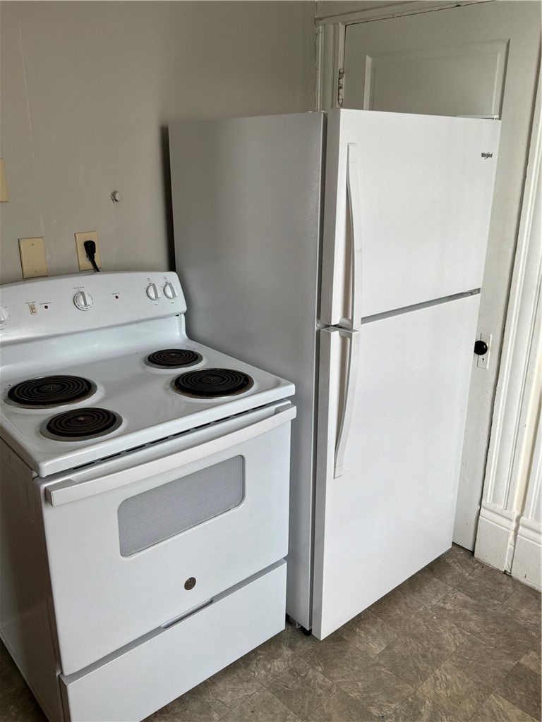1066 Allison Ave — photo 8