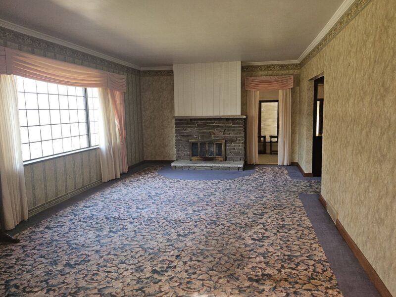 705 Laughlin AVENUE — photo 6