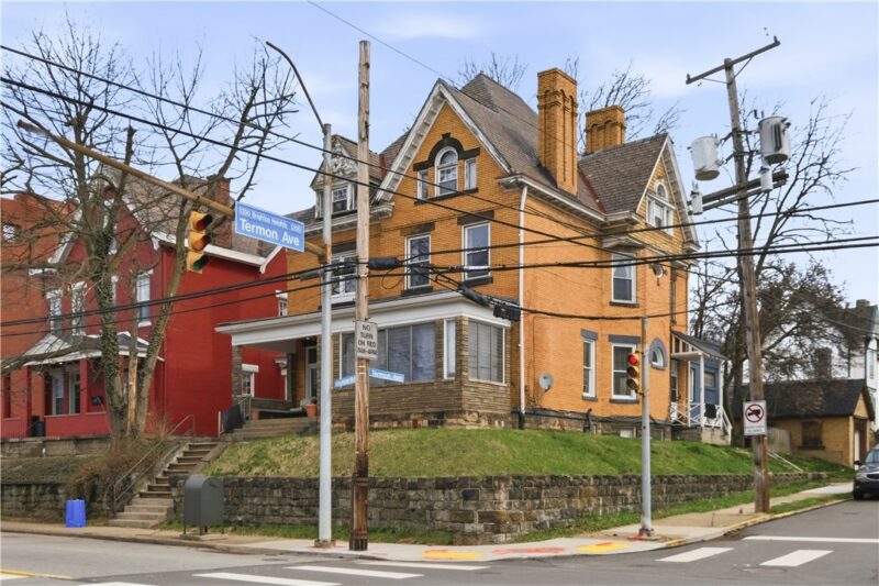 3700 Brighton Rd — photo 2