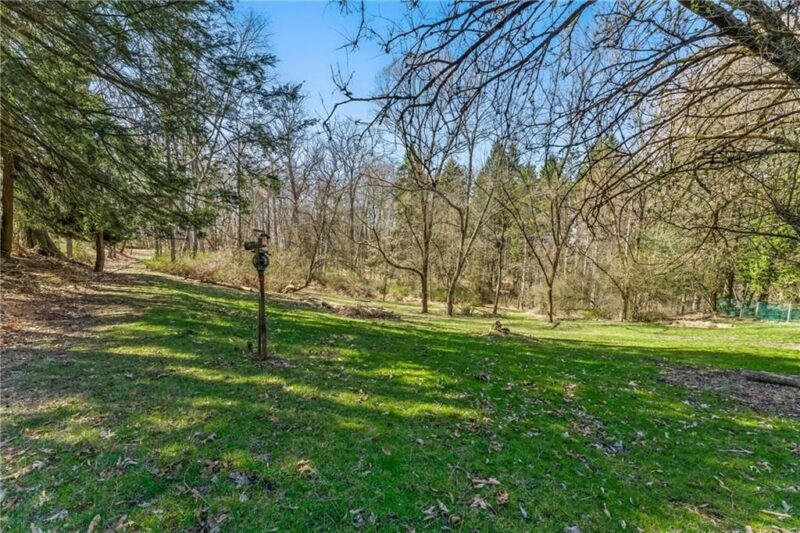 143 Gracie Lane — photo 3