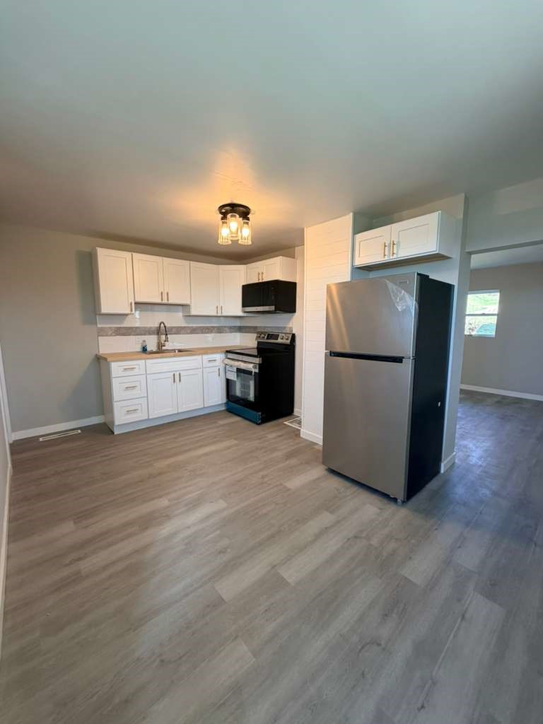 606 Devlin Street — photo 8