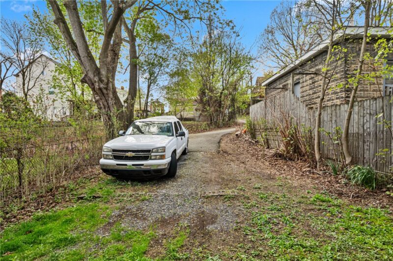 3441 Fleming Ave — photo 5