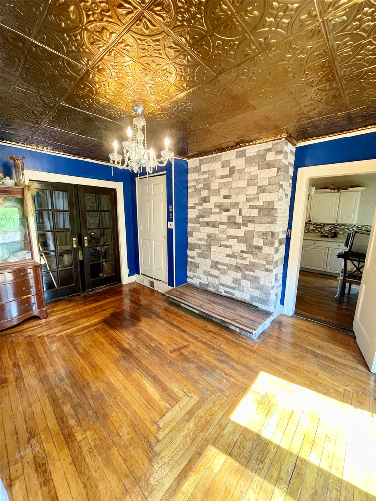 1735 Broadway Ave — photo 5