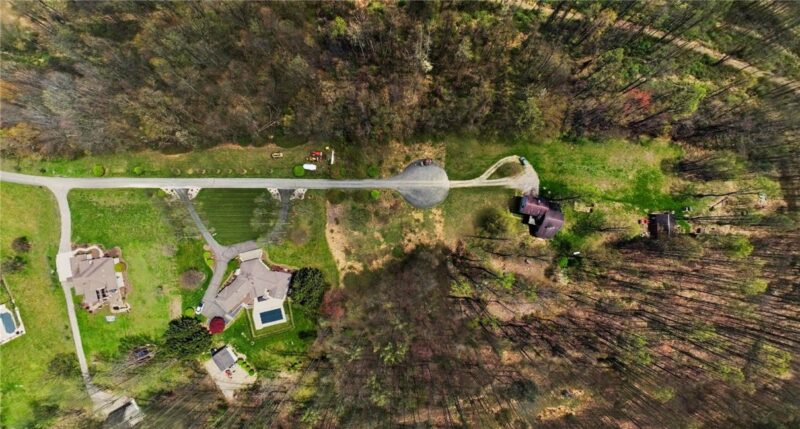 202R Eagles Ln — photo 8