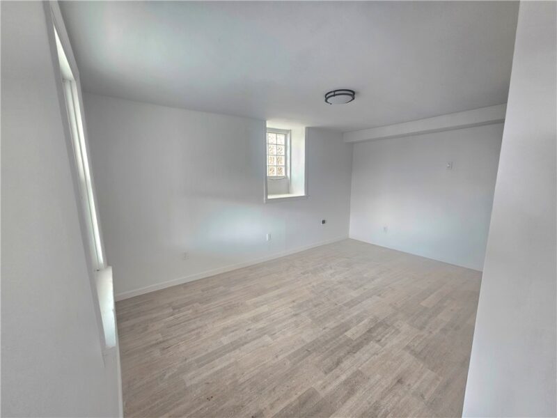 2323 Patterson Ave — photo 6
