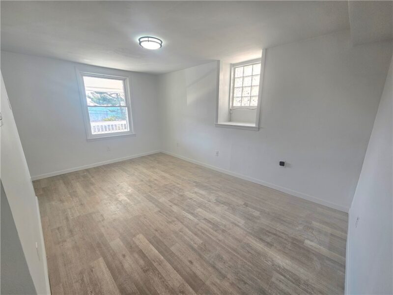 2323 Patterson Ave — photo 8