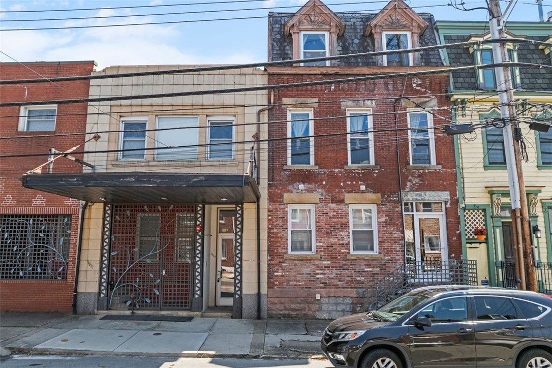1912 Jane Street A — photo 1