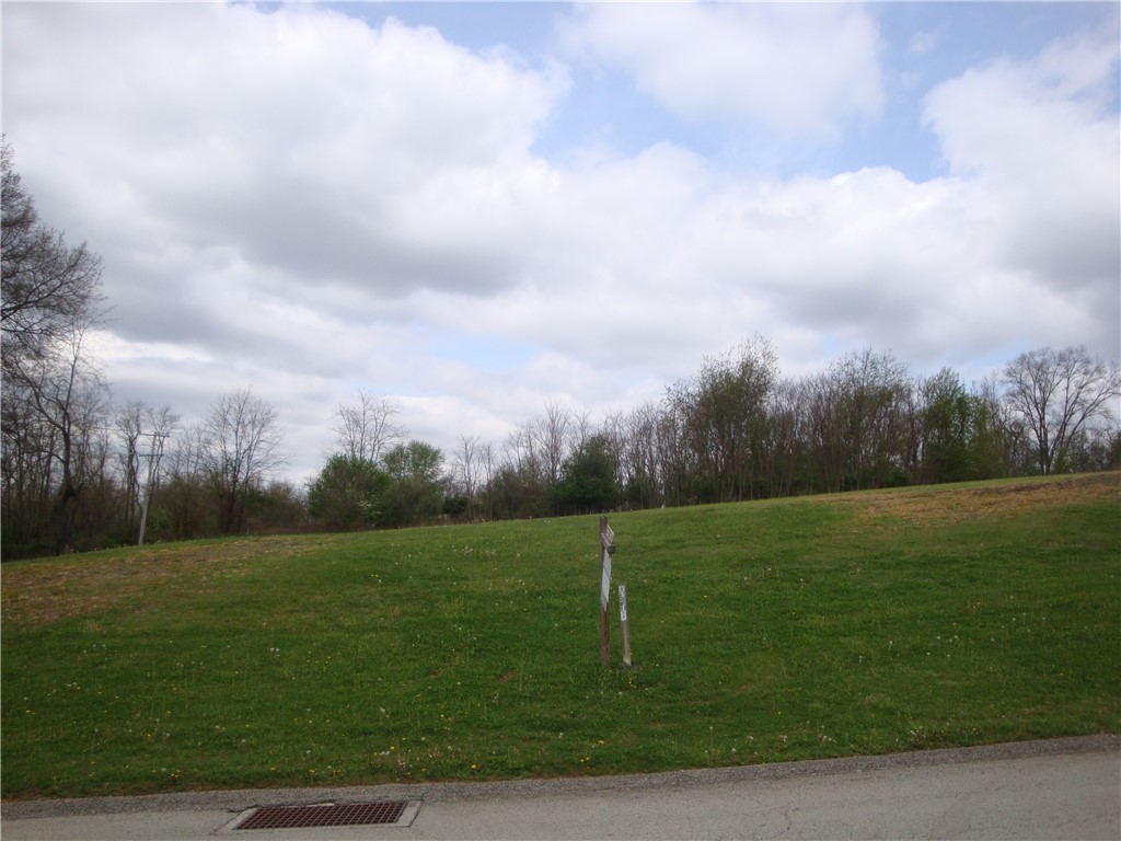 707 Victoria Way — photo 1