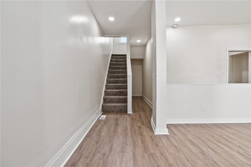 3423 Denny St — photo 3