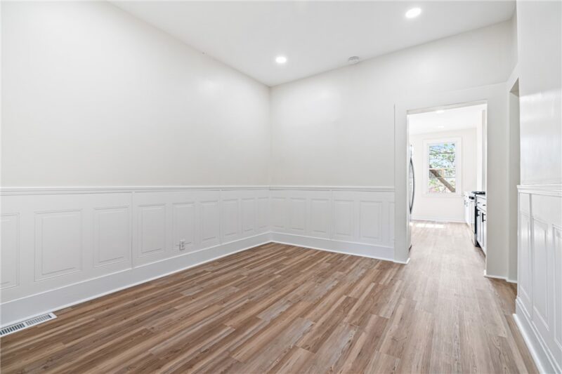 3423 Denny St — photo 6