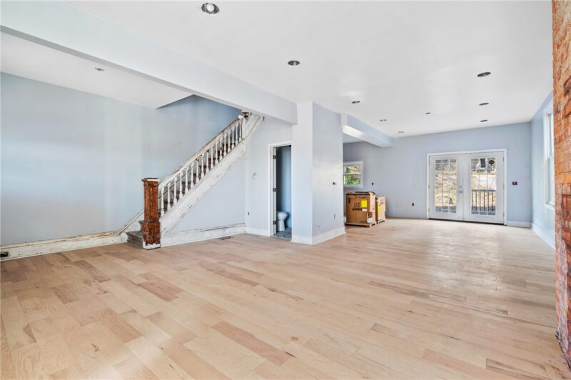 5419 Broad St — photo 5