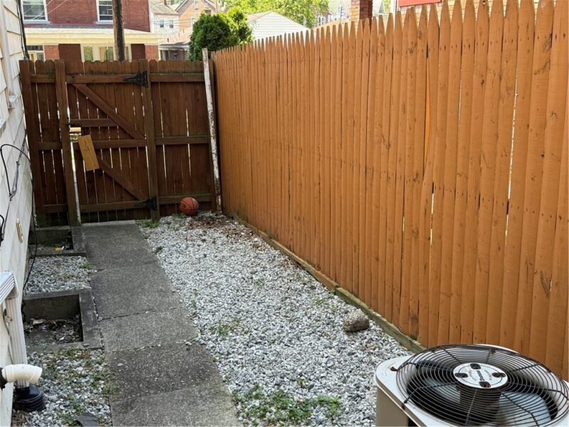 114 Greydon Ave — photo 3