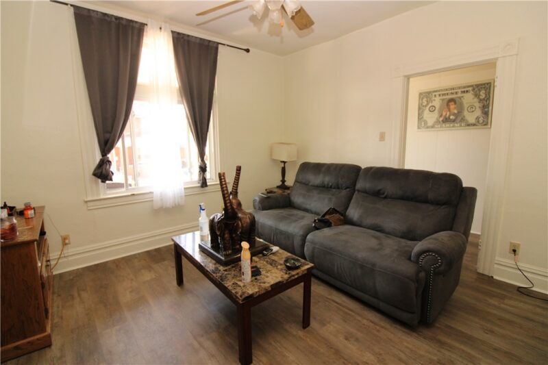 114 Greydon Ave — photo 6