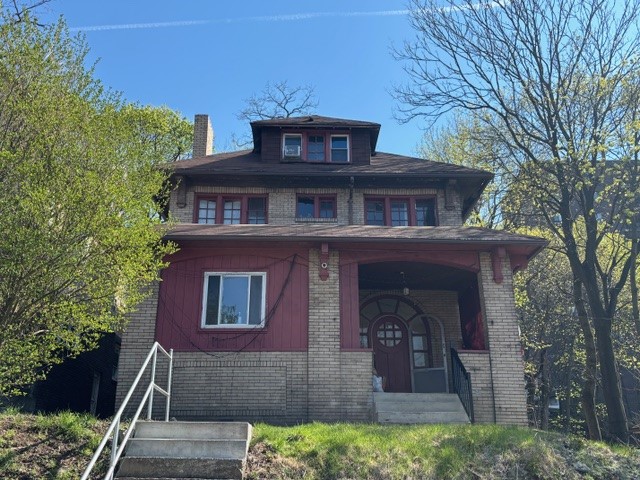 5644 Beacon St — photo 1