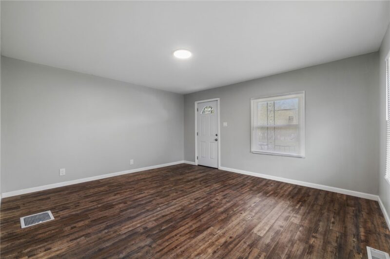 1213 Finch Street — photo 8