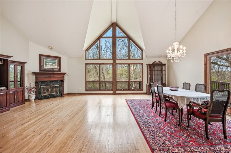 180 Oakview Dr — photo 7