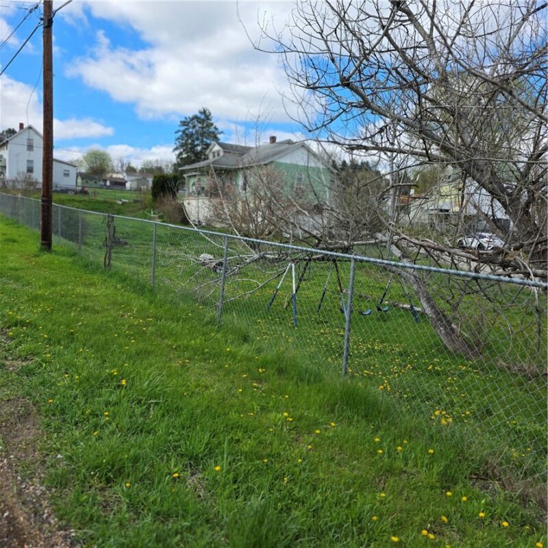 212 Fayette Ave — photo 5