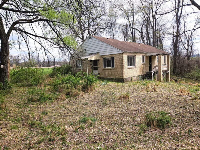 6079 William Penn Hwy