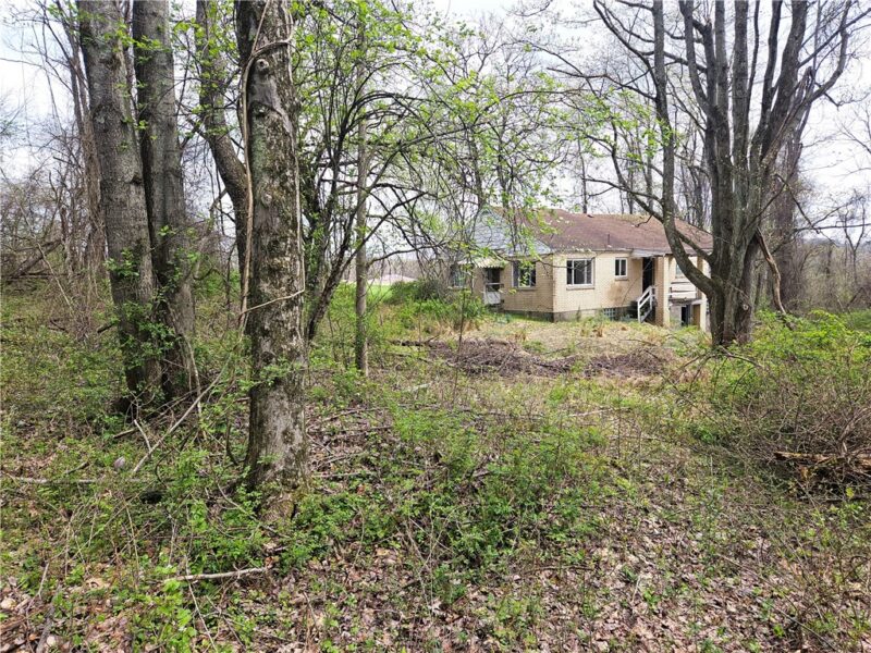 6079 William Penn Hwy — photo 3