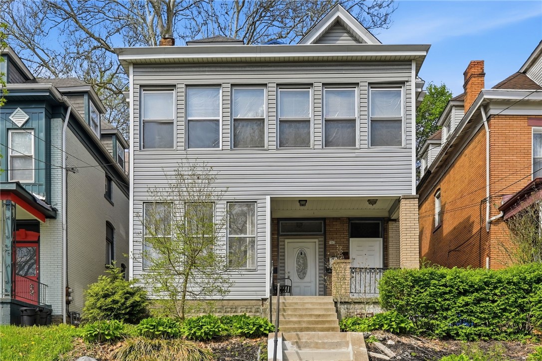 757 Chislett St — photo 1