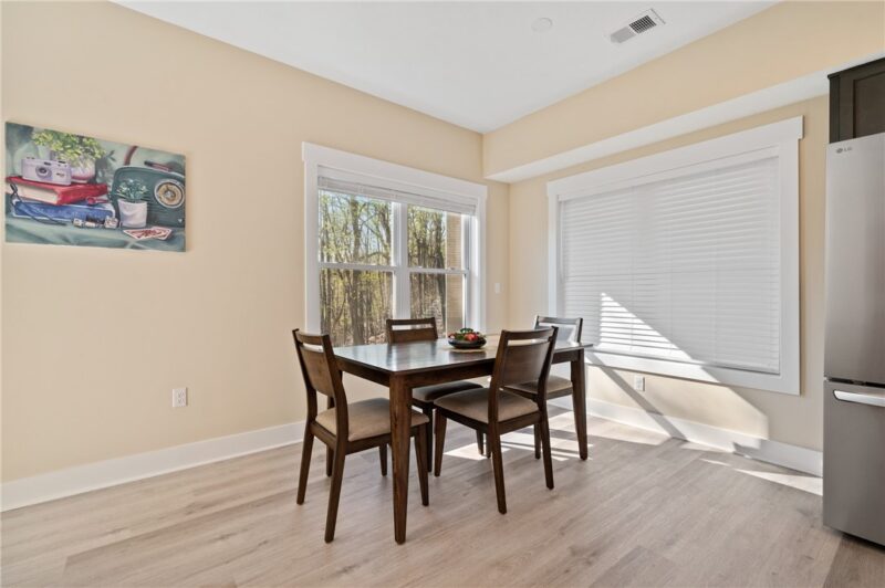 1223 Center Avenue — photo 4