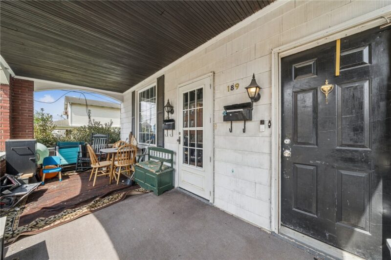 189 Sherman Avenue — photo 3