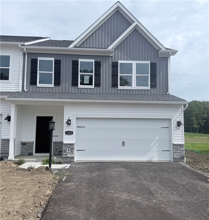 3303 Maple Crest Court — photo 1
