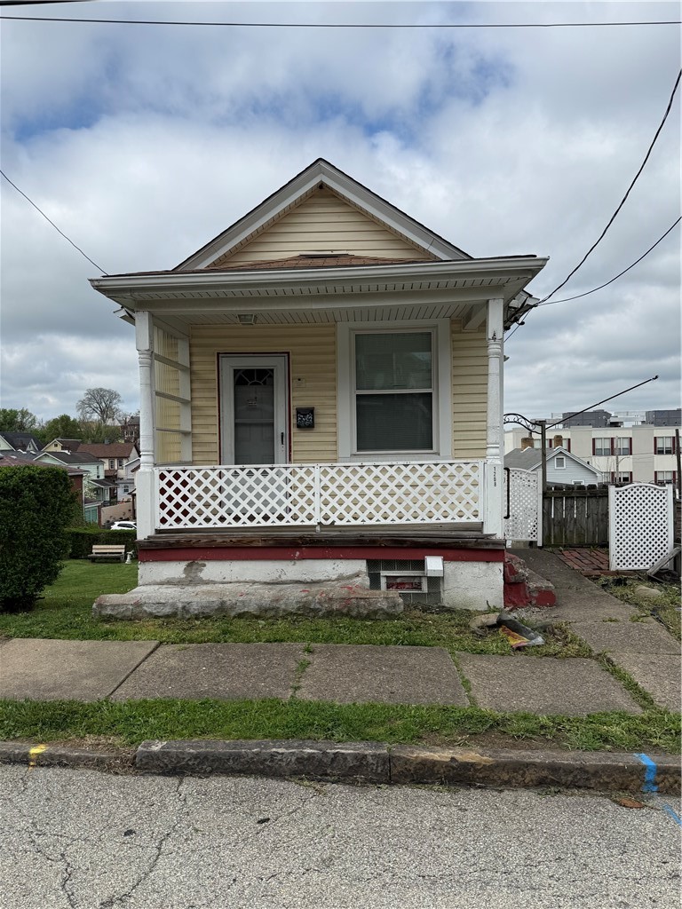1208 Scott St — photo 1