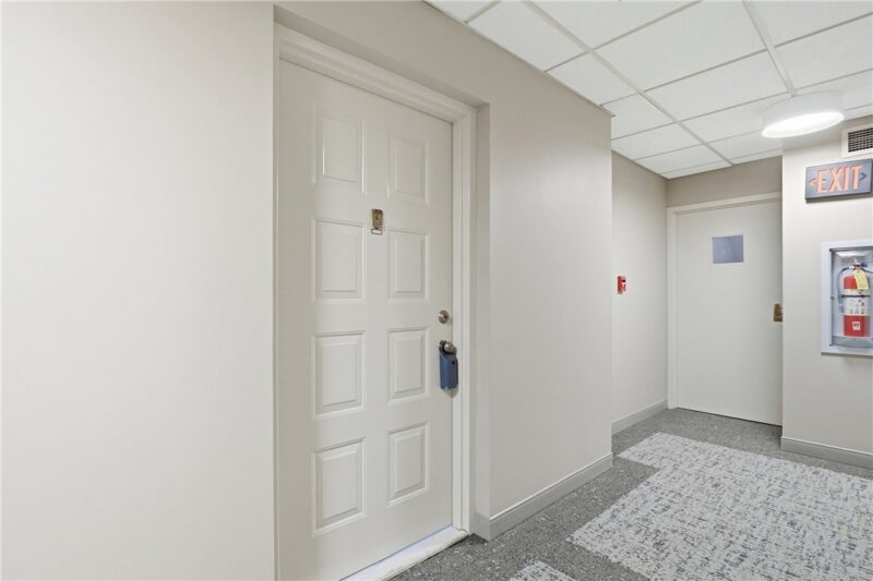 750 Washington Rd 109 — photo 2
