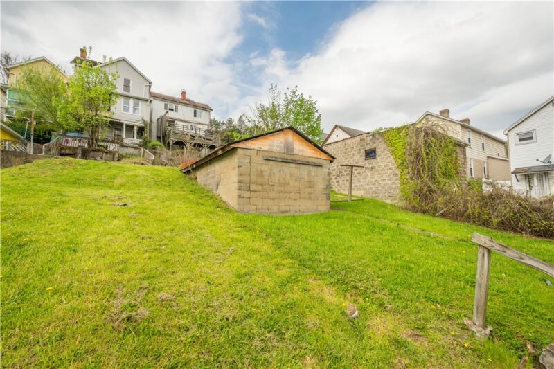 731 Lincoln Ave — photo 5