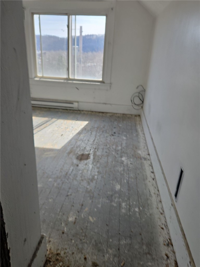 339 Beaver Ave — photo 4
