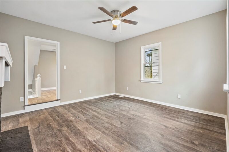 2215 Lehigh St — photo 5