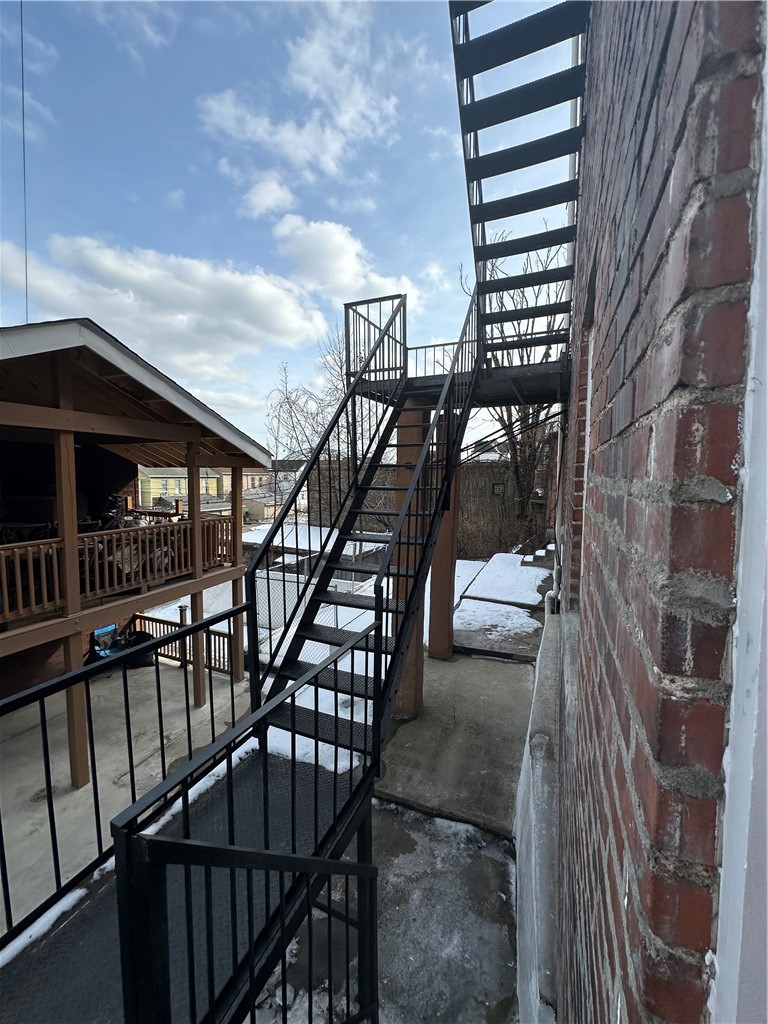 924 Island Avenue — photo 2