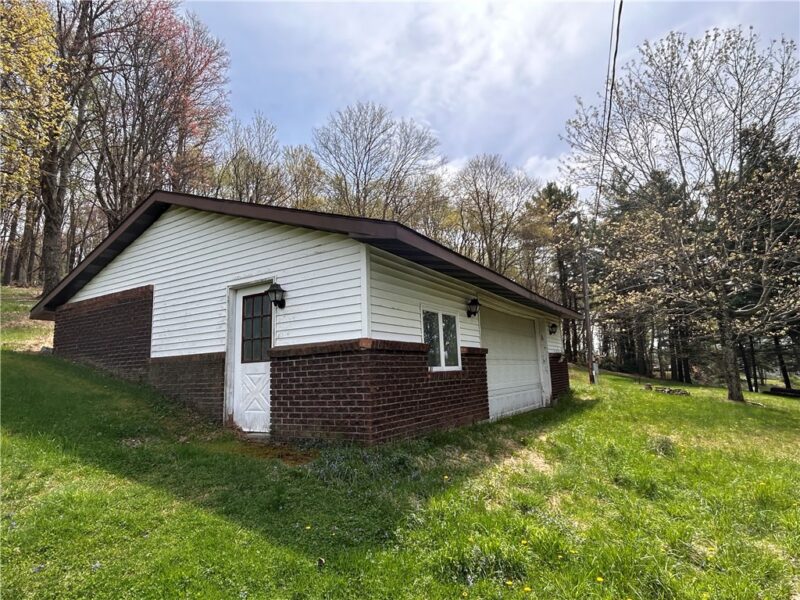 3940 & 3953 Groft Road — photo 3