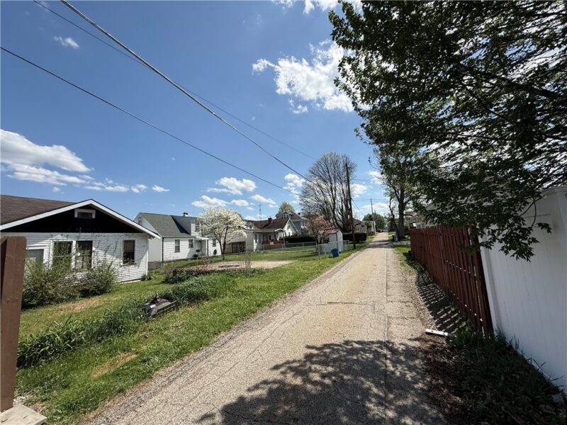 12 Connor St — photo 3
