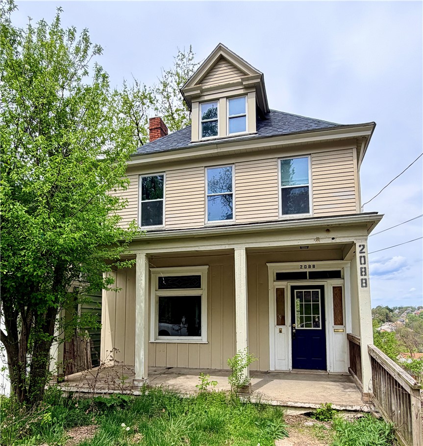 2088 Plainview Ave — photo 1
