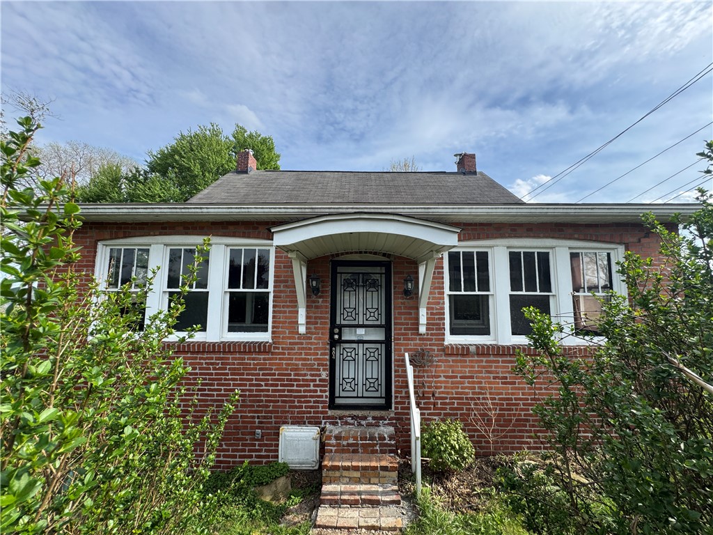 804 Eastman St — photo 1