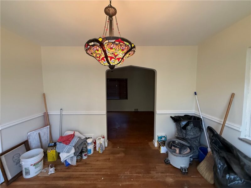 111 Robin St — photo 4