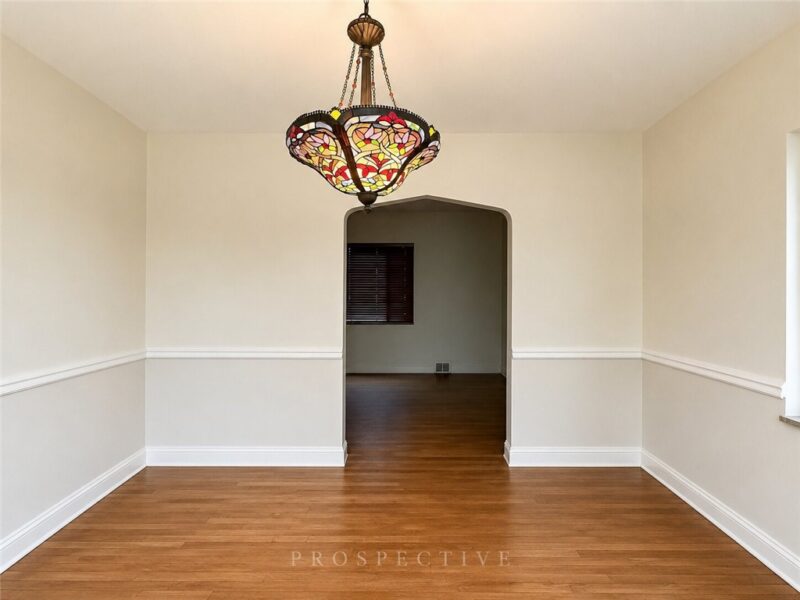 111 Robin St — photo 5