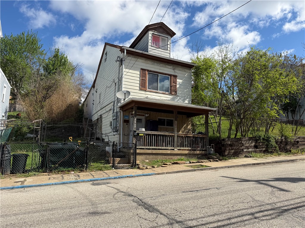 2415 Spring Street — photo 1