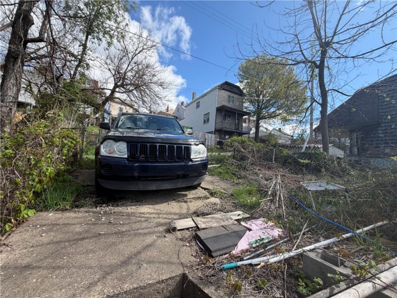 2415 Spring Street — photo 8
